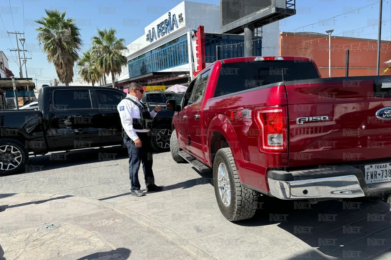 Enfurecen conductores por operativo anti-colados en puente Paso del Norte