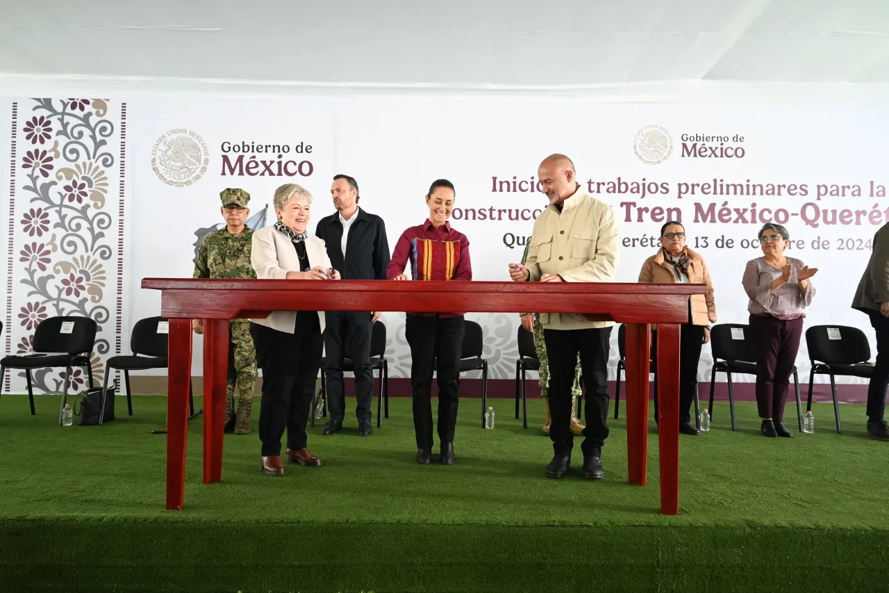 Claudia Sheinbaum da inicio a los trabajos del tren México-Querétaro