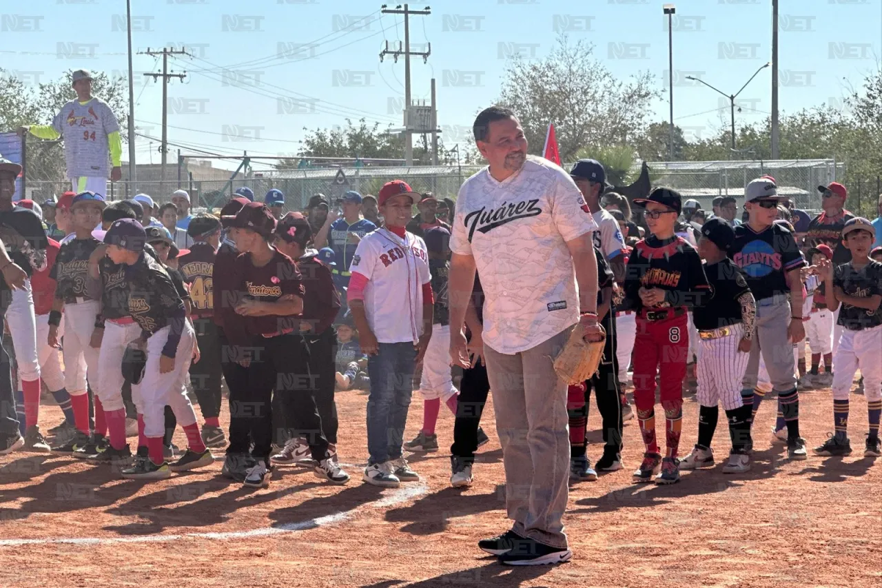 Acude alcalde a la inauguración de la Liga Villahermosa de beisbol