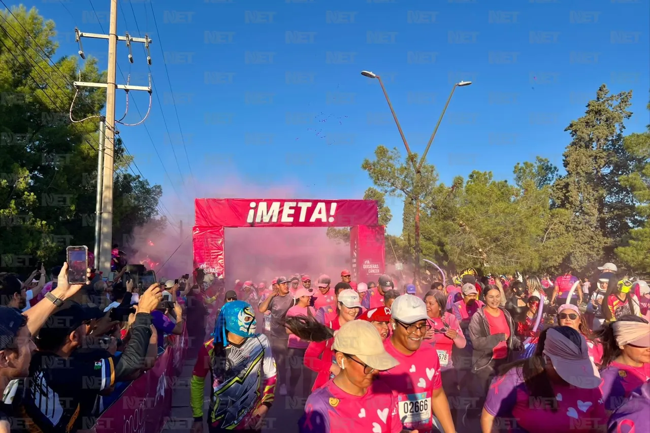 'Ya Quisieras Cáncer' viste de rosa El Chamizal