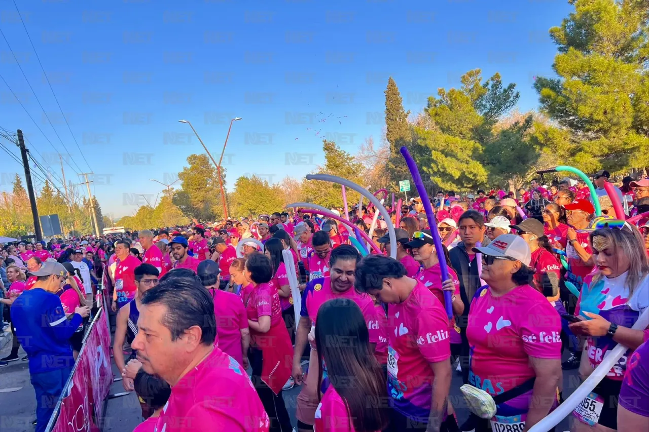 'Ya Quisieras Cáncer' viste de rosa El Chamizal