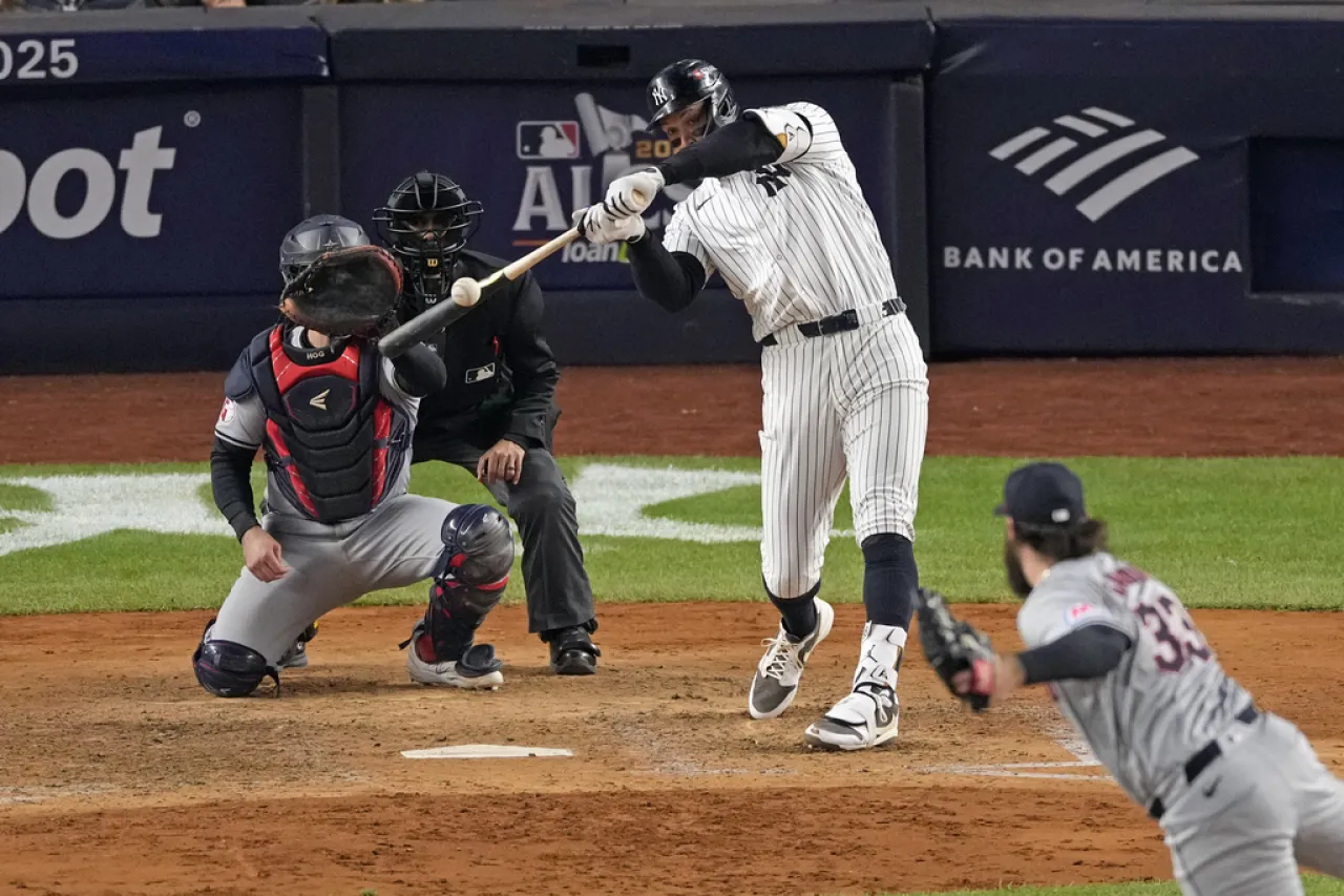 Los Yankees se ponen arriba 2-0 ante Guardianes