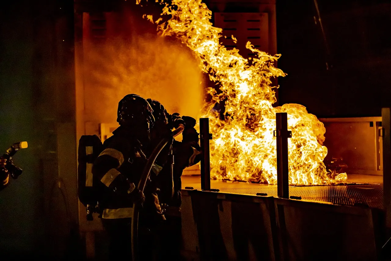 Controlan incendio en petrolera venezolana; hay 26 heridos