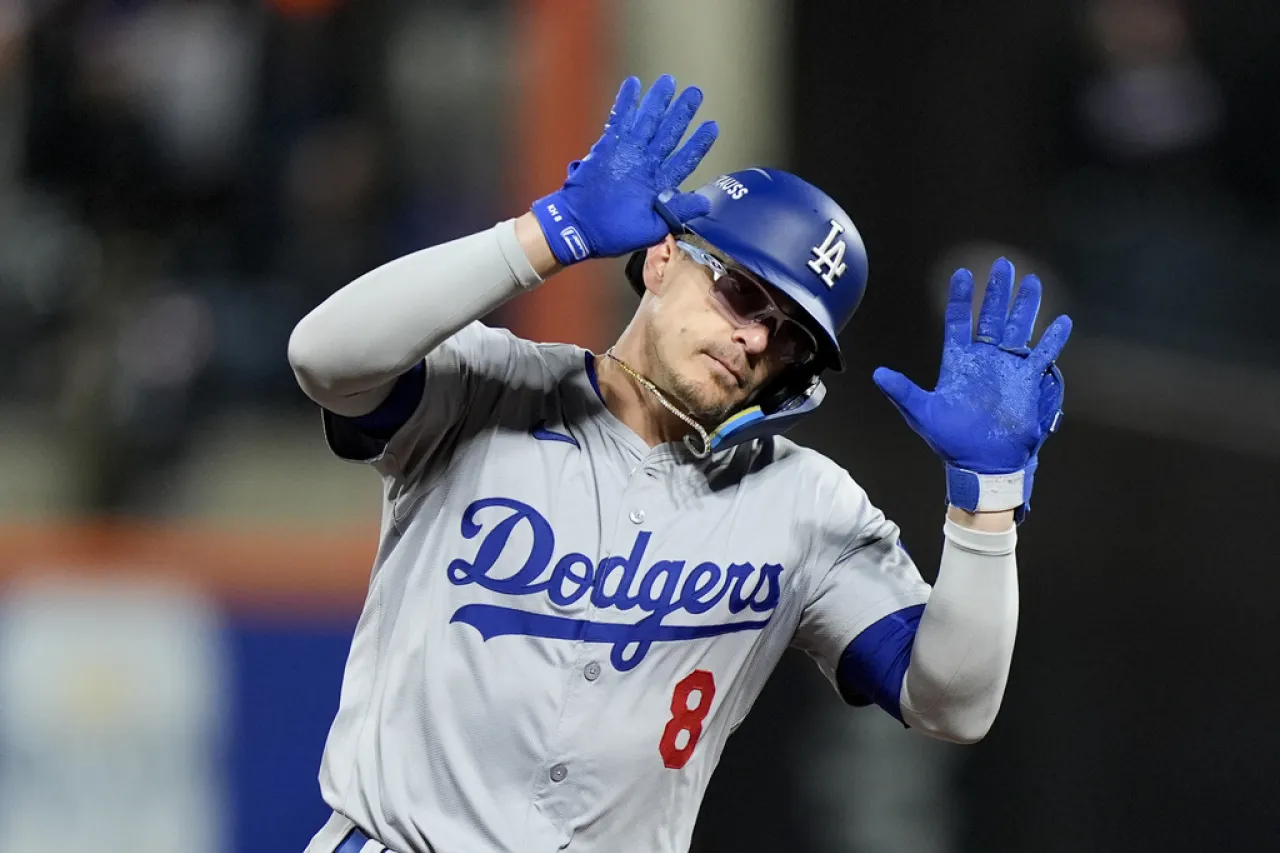 Dodgers apalean a Mets para irse arriba 2-1 en la serie