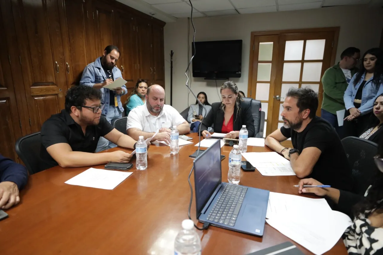 Informan a regidores avance en proyectos de Obras Públicas