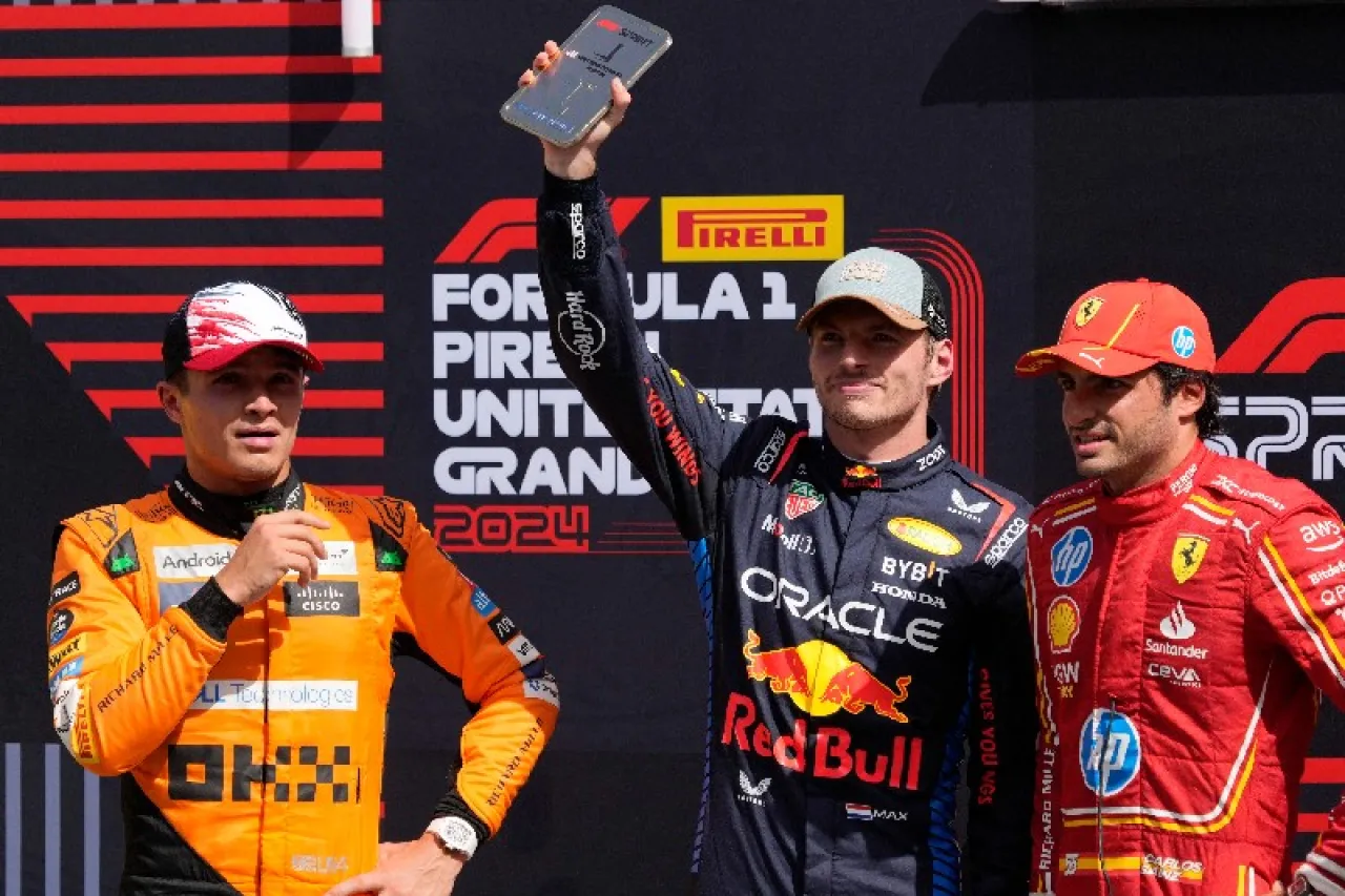 F1: Verstappen se lleva la carrera sprint en Austin