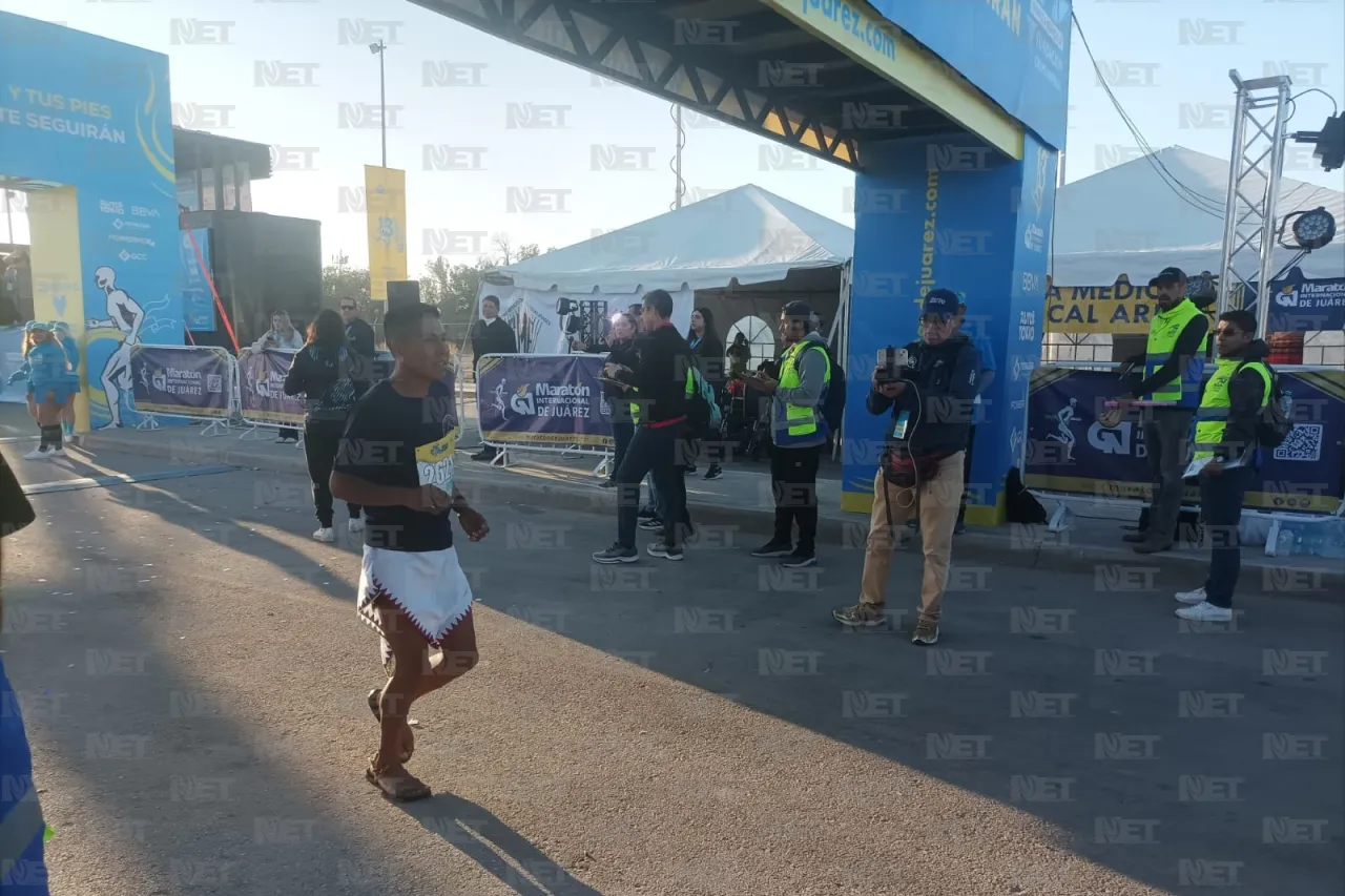 Mexicanos se llevan los 3 primeros sitios del Maratón Internacional de Juárez