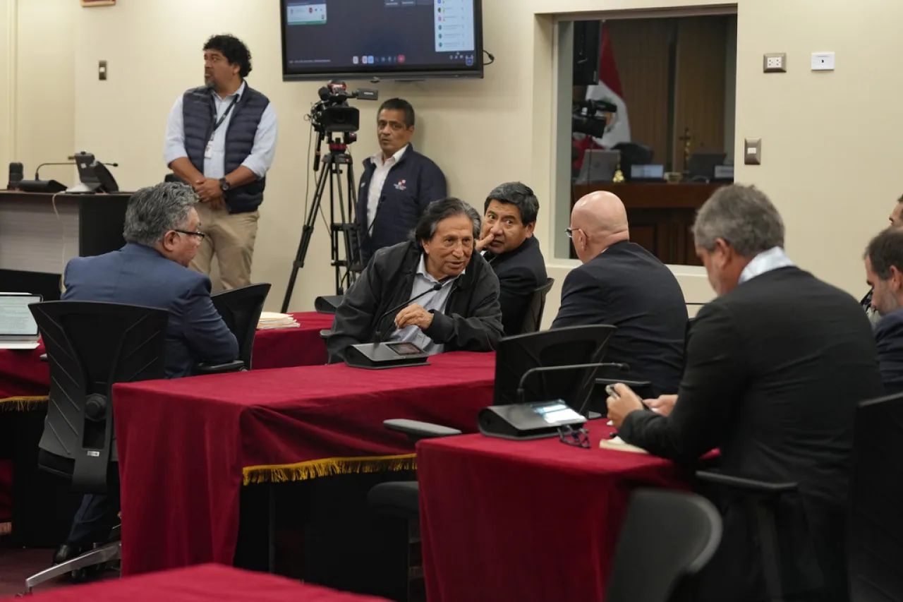 Condenan a expresidente peruano Alejandro Toledo por caso Odebrecht