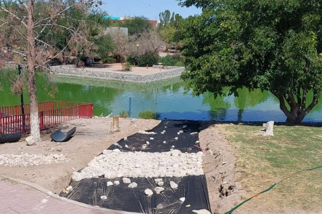 Por concluir obras en cascada de lago del Parque Central