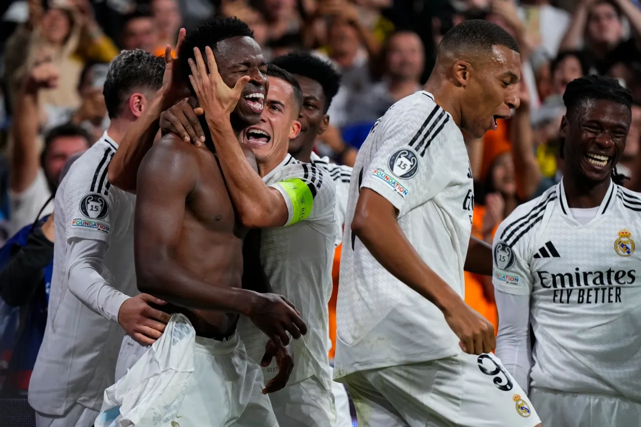 Lo de siempre: Real Madrid remonta ante el Dortmund con 'hat trick' de Vinicius