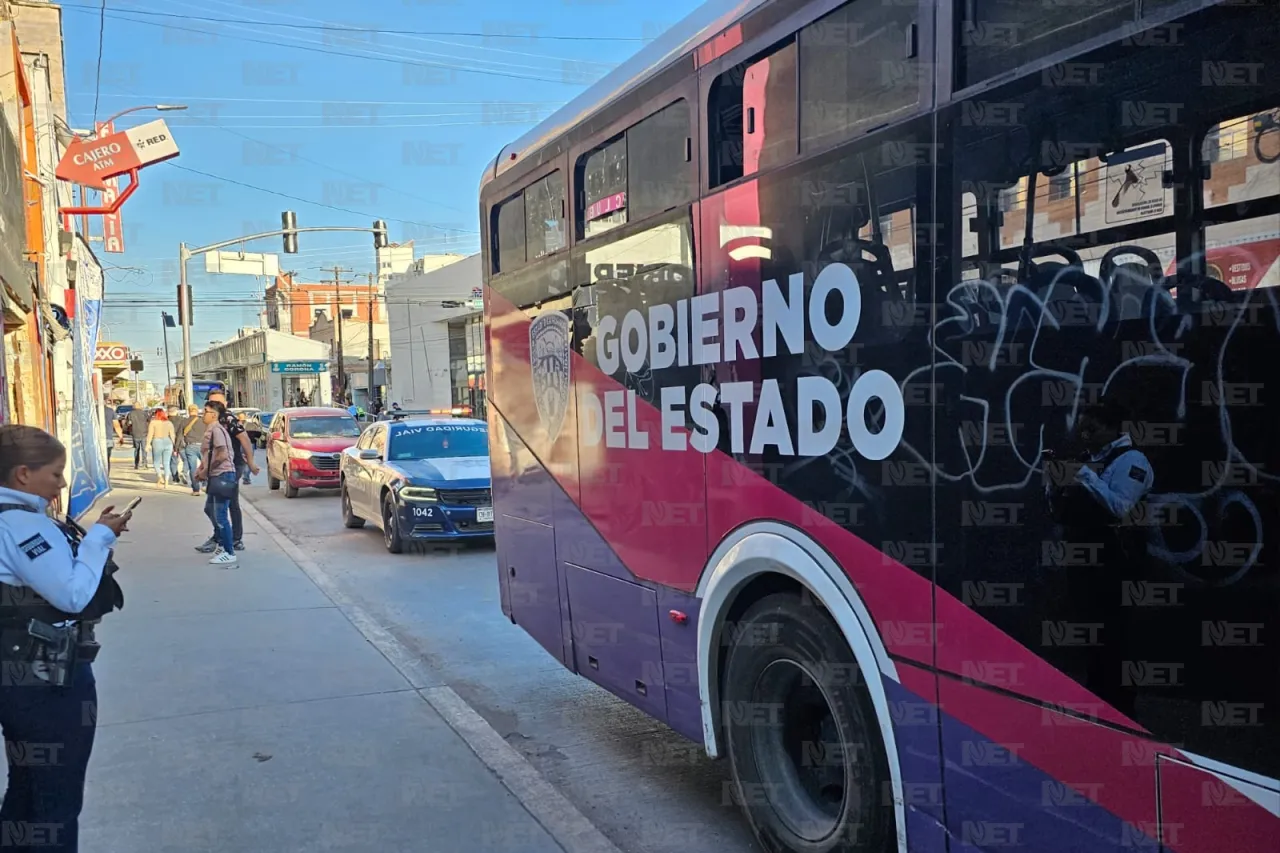 Rozón entre Juárez Bus y Valle de Juárez estrangula la 16 de Septiembre