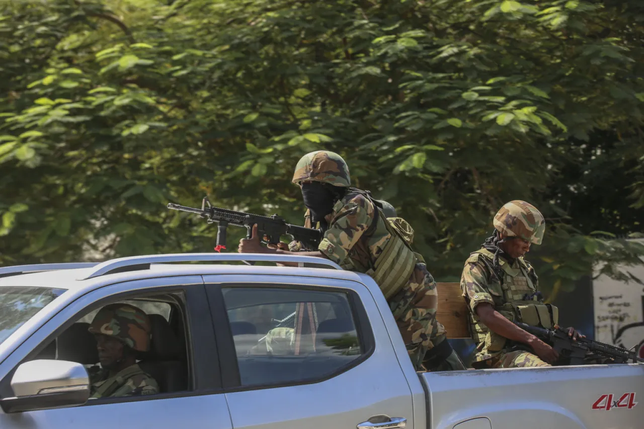 Pandilleros disparan contra helicóptero de la ONU en Haití