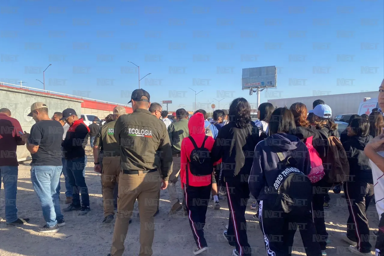 Voluntarios refuerzan trabajos de limpieza en la entrada de Juárez