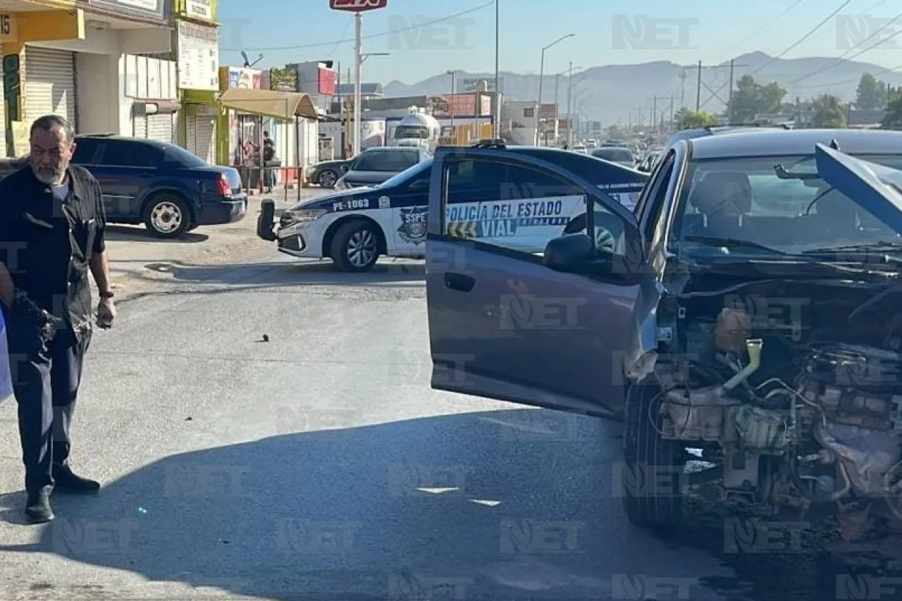 Pierde el control al volante y deja a mujer herida en Chihuahua