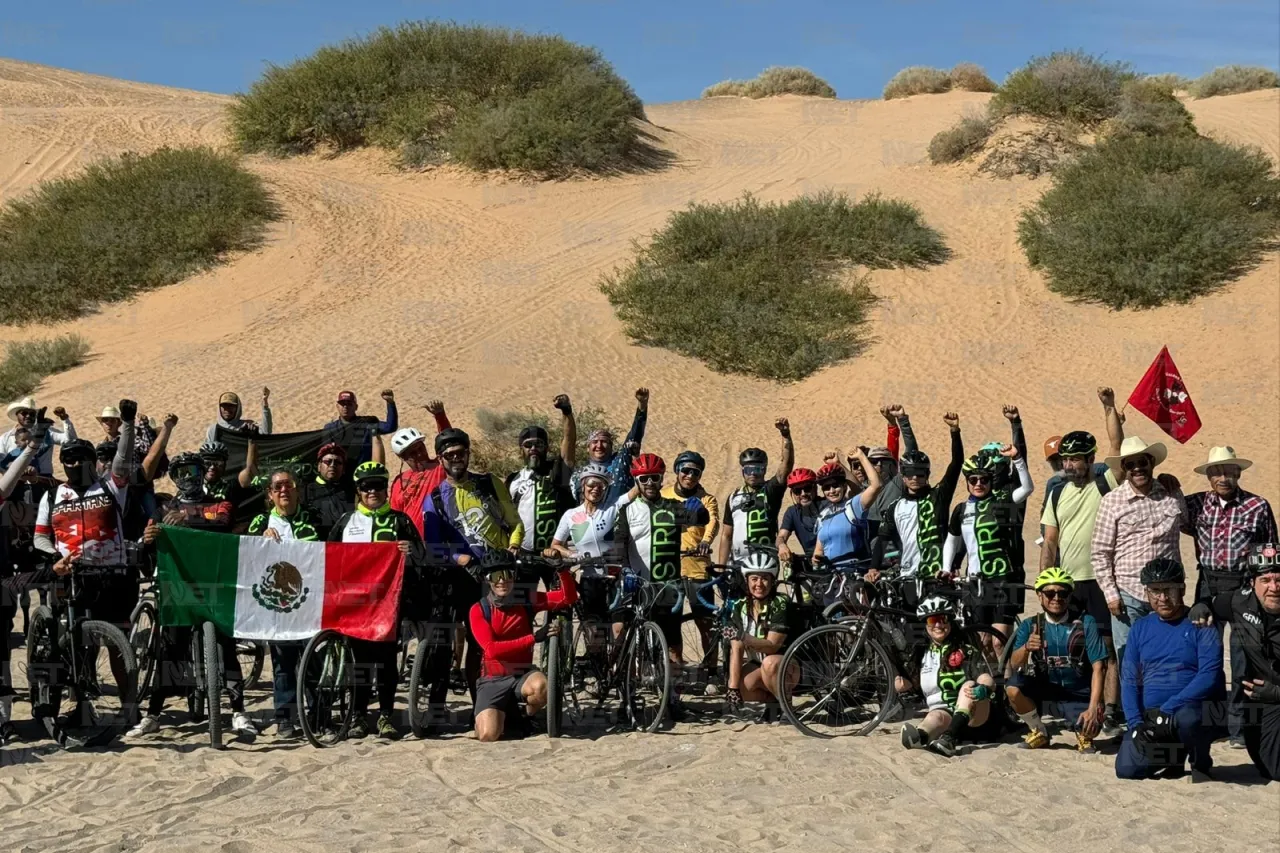 Cabalgantes, ciclistas y bikers celebran 26 años de la victoria de Sierra Blanca