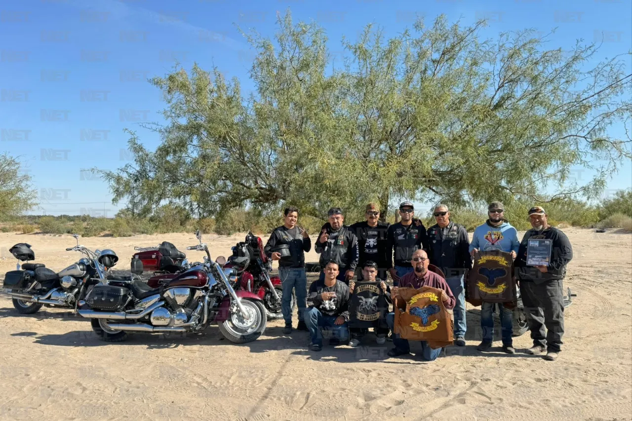 Cabalgantes, ciclistas y bikers celebran 26 años de la victoria de Sierra Blanca