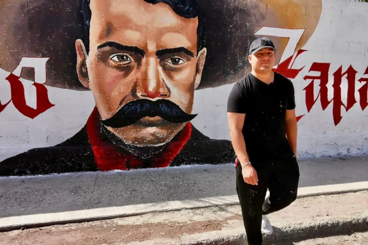 Jonathan Vizcarra dona mural de Emiliano Zapata a escuela primaria