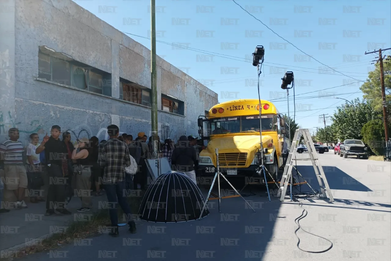 Cierran calles para filmación de película en Juárez