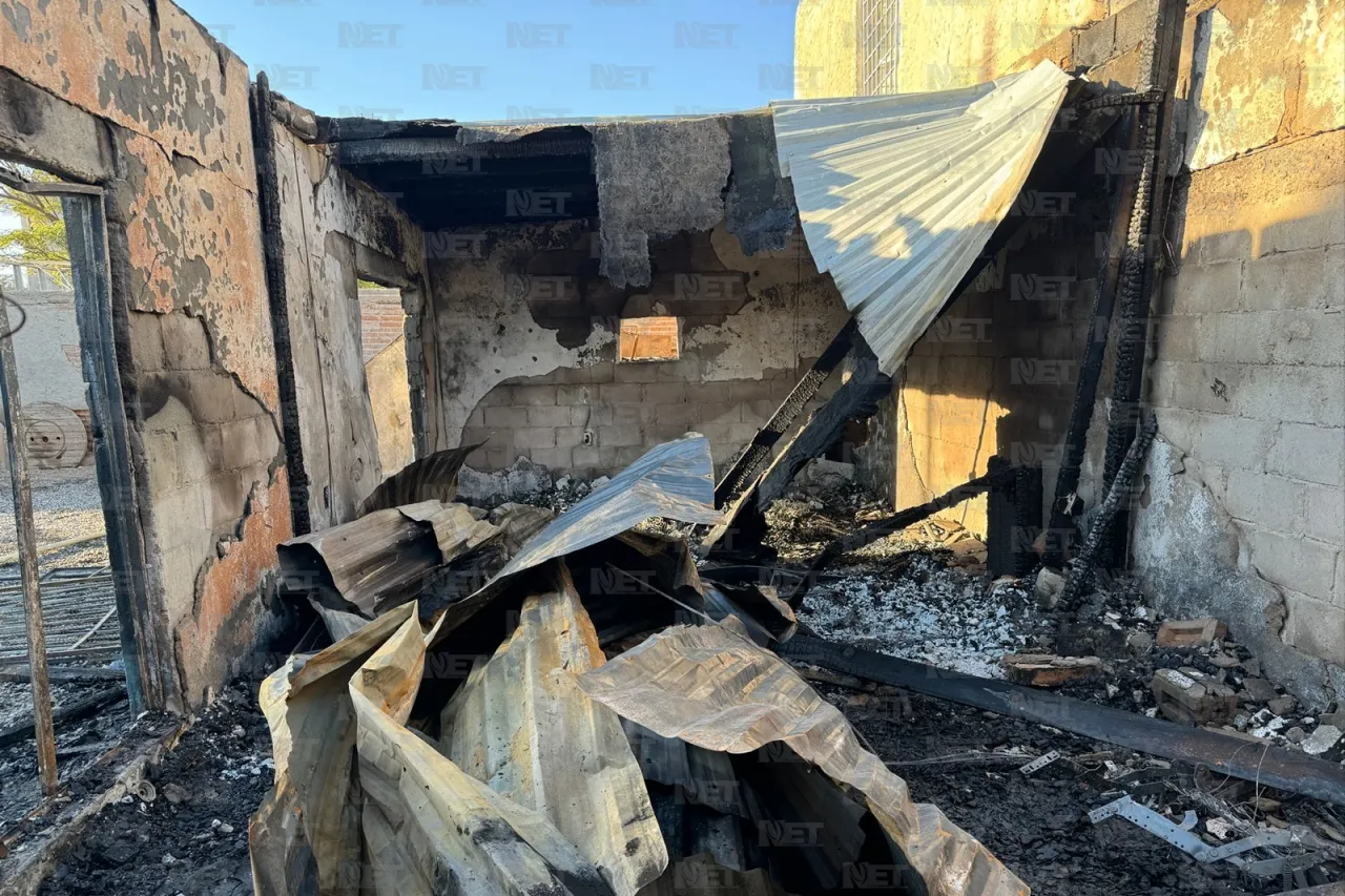 Fotos: Incendio acaba con casa en Partido Iglesias