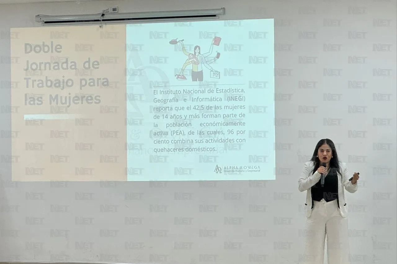 Imparten conferencia para mujeres que buscan emprender