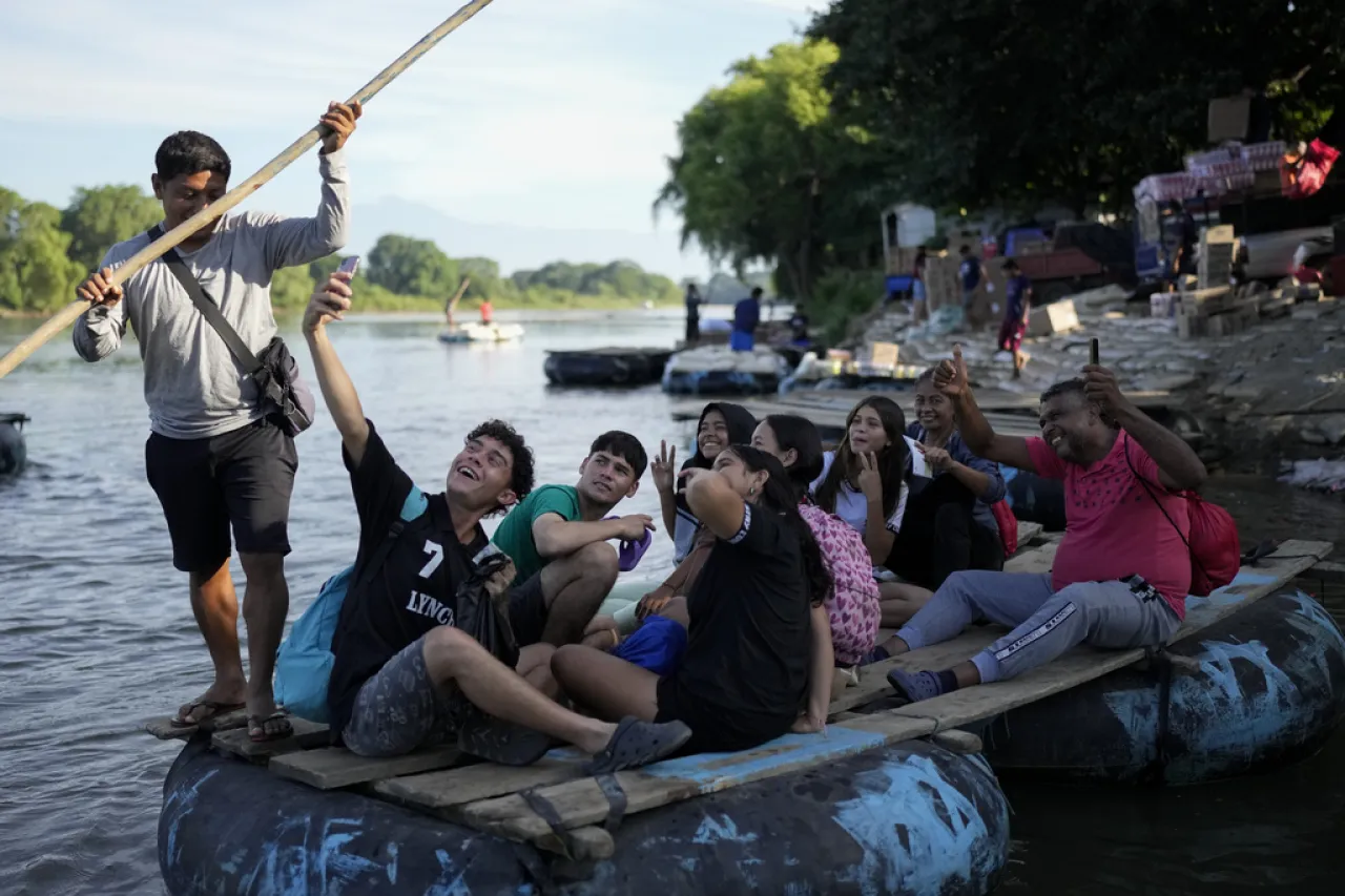 Cárteles controlan el flujo de migrantes por la frontera sur de México