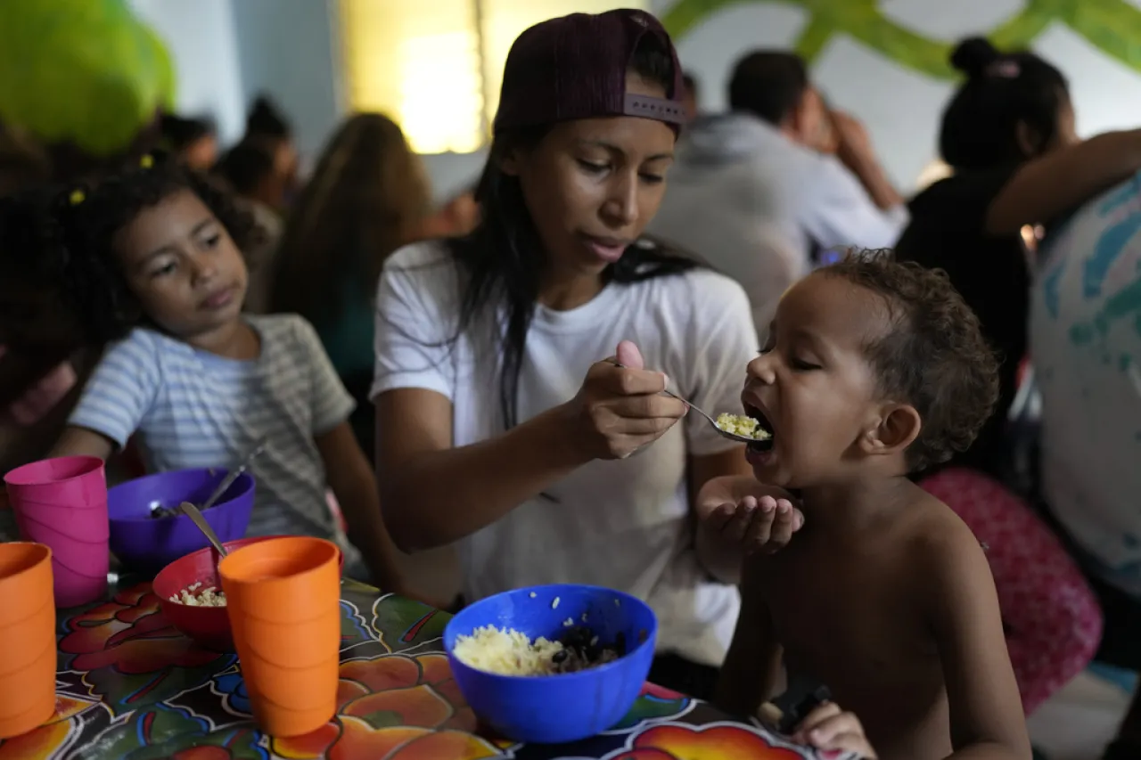 Cárteles controlan el flujo de migrantes por la frontera sur de México