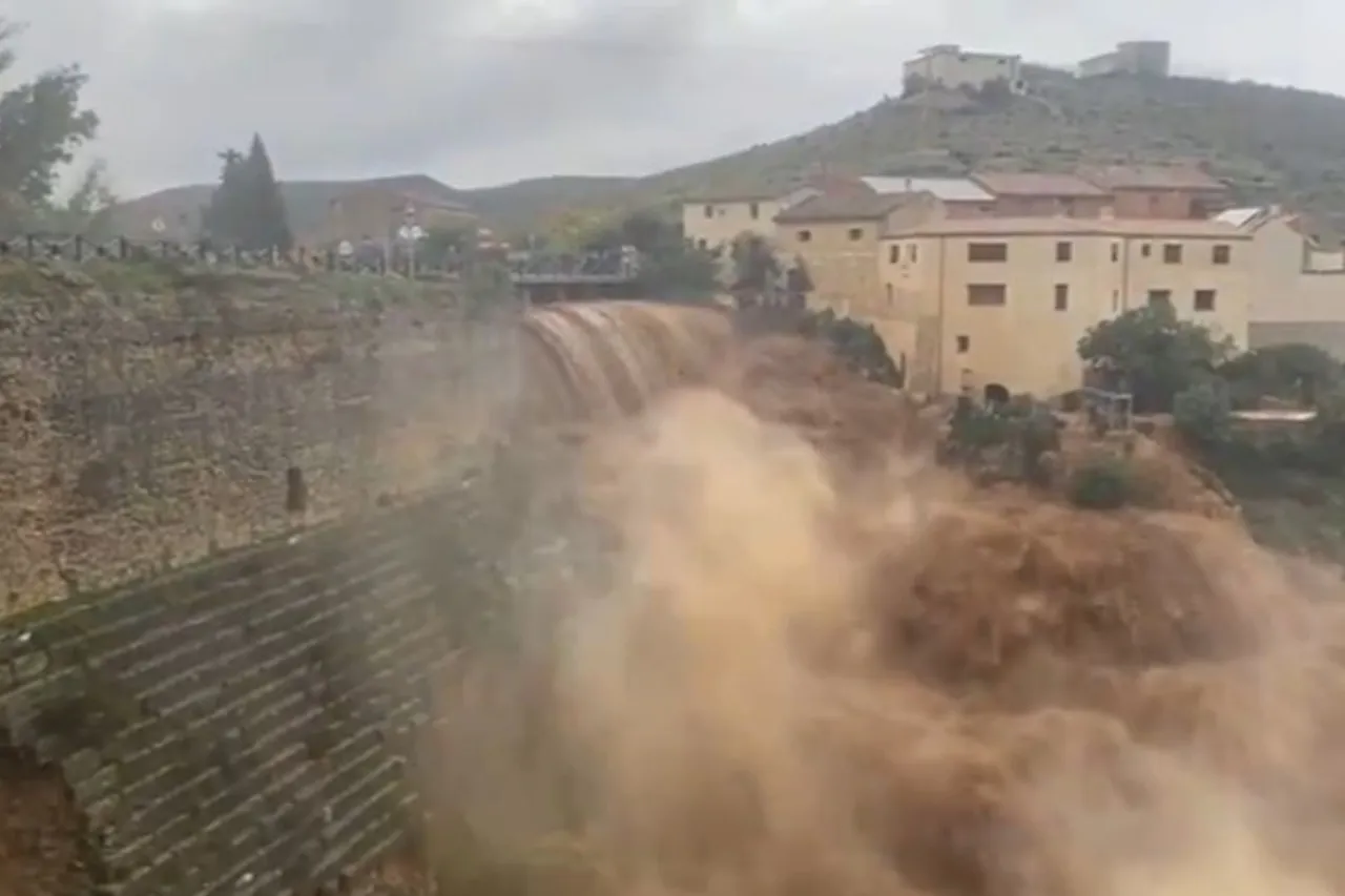 Video: presa romana de 2 mil años salva a pueblo español de la destrucción