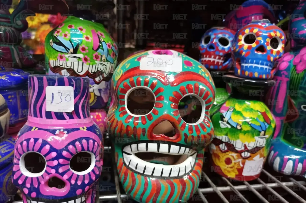 Altar de muertos, una ofrenda que no escapa de la carestía 