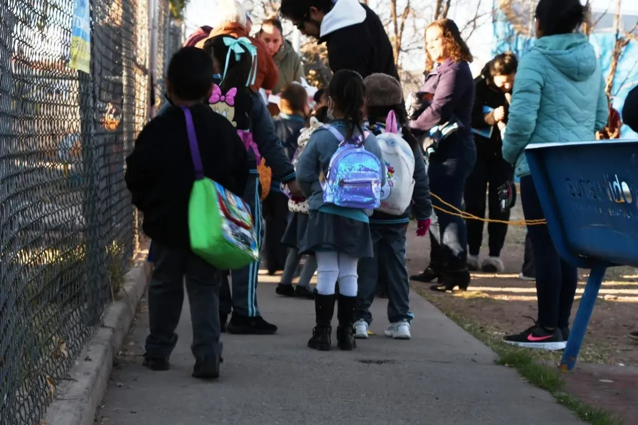 Cambiará a partir del lunes horario de escuelas de educación básica