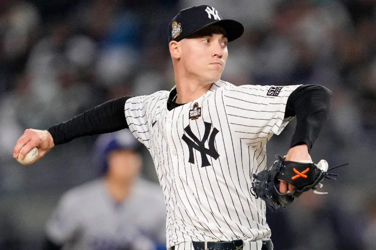 Regresa Luke Weaver con los Yankees para 2025