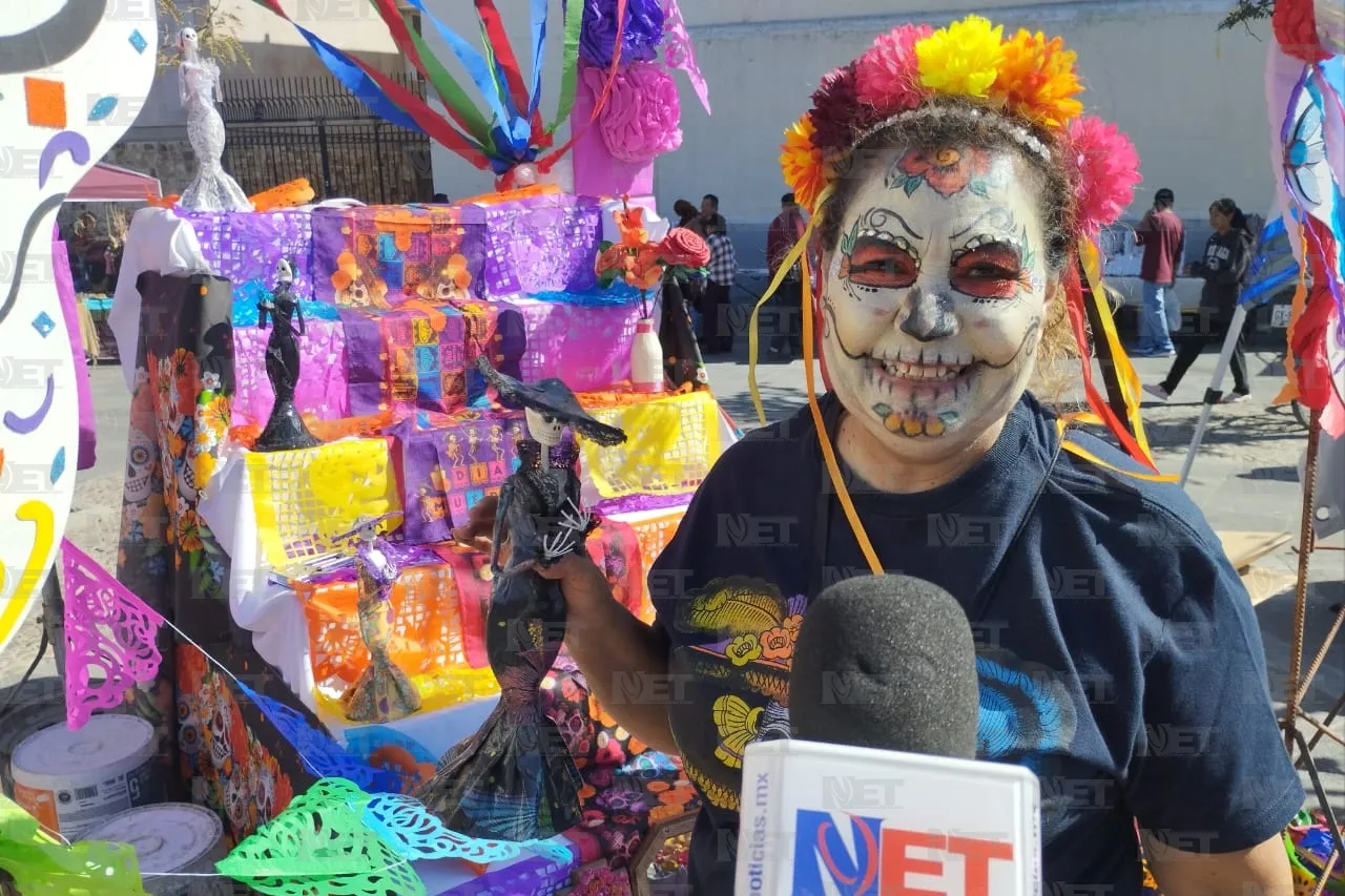 Se llena Centro Histórico de colores por el Día de Muertos