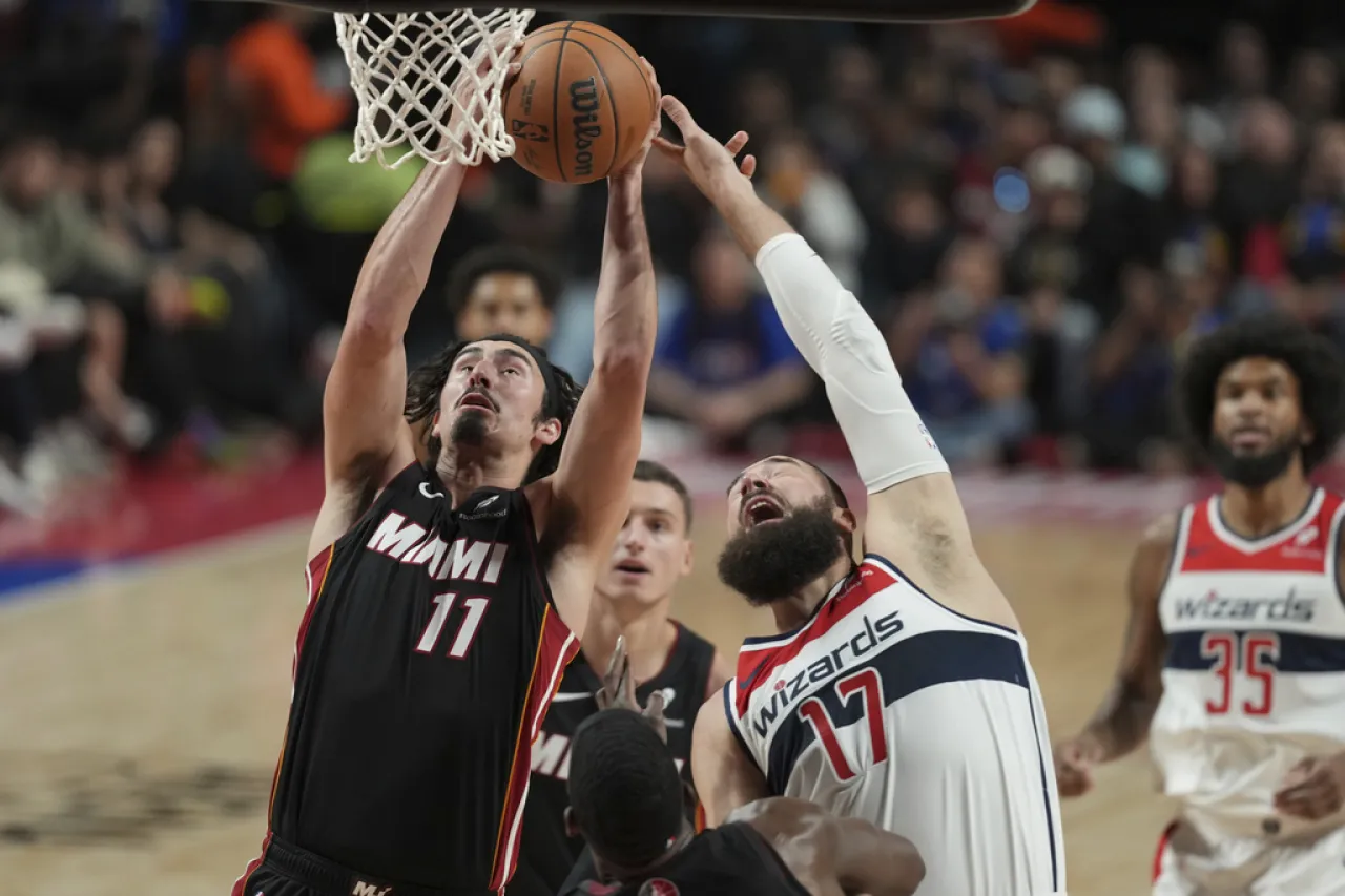 Jáquez y Adebayo lucen en México y Heat arrolla 118-98 a Wizards