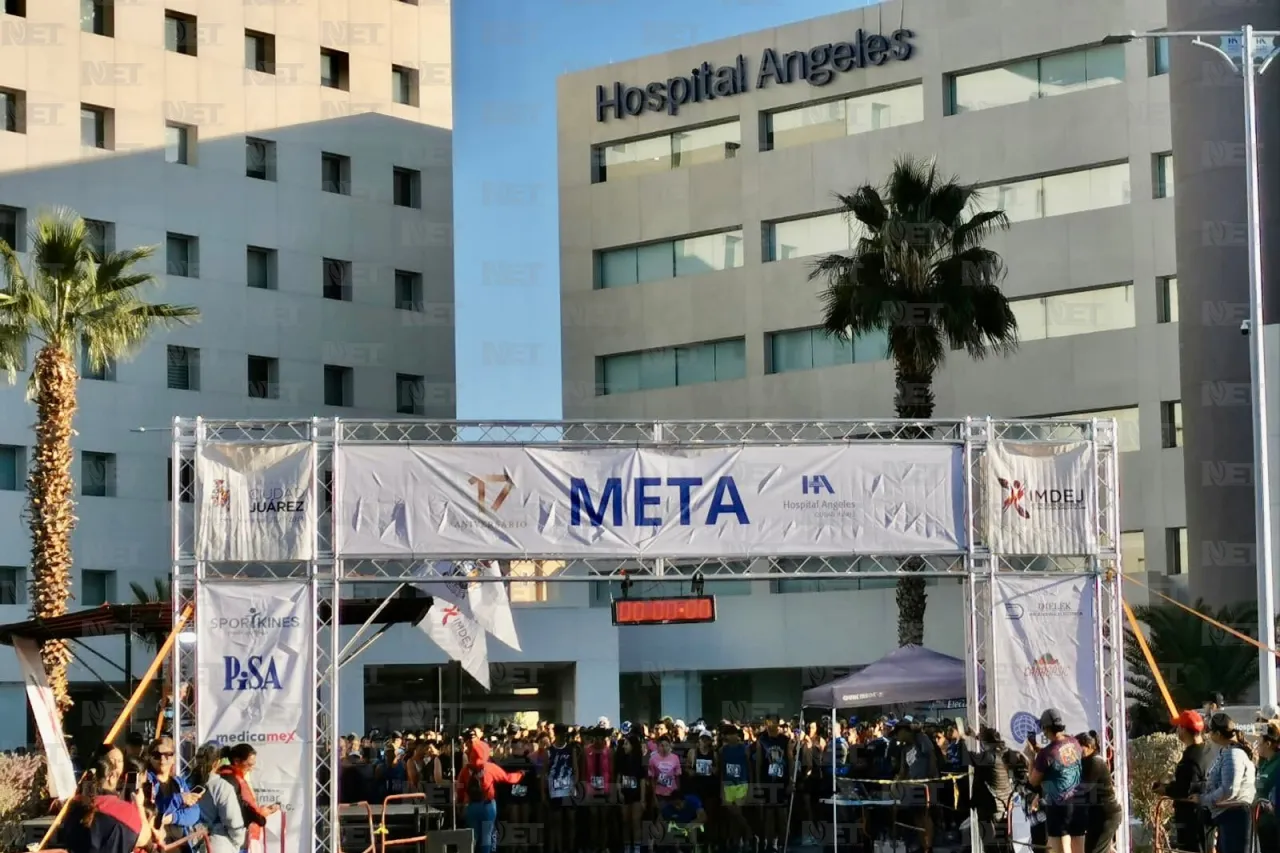 Ciudadanos participan en la carrera del Hospital Ángeles 2024