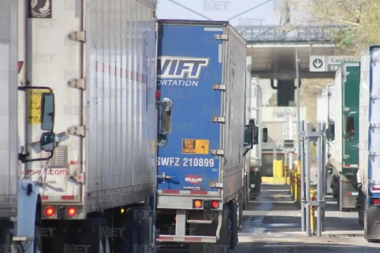 Transportistas de Texas se oponen a cerrar Puente Libre a trasporte de carga