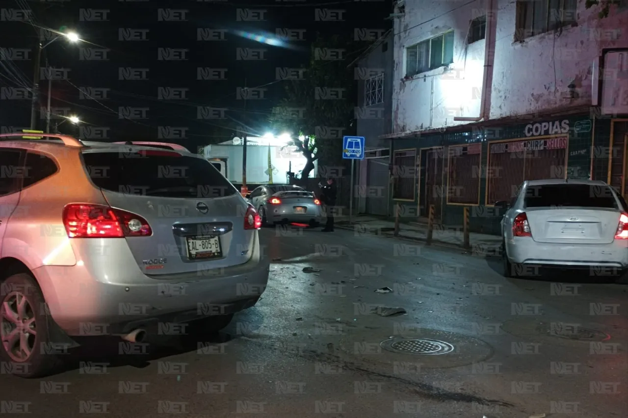 Se cruza sin precaución la avenida Vicente Guerrero y provoca choque