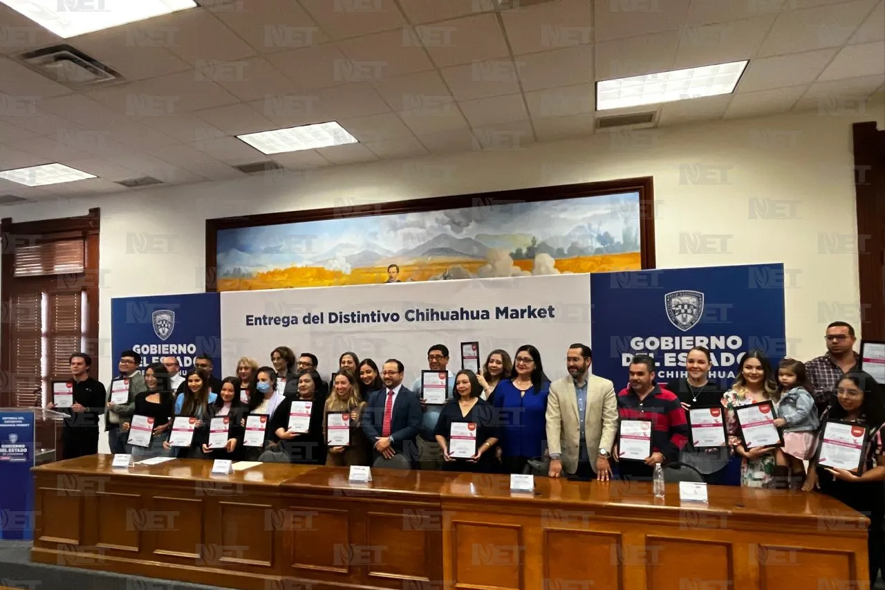 Entrega de distintivos Chihuahua Market