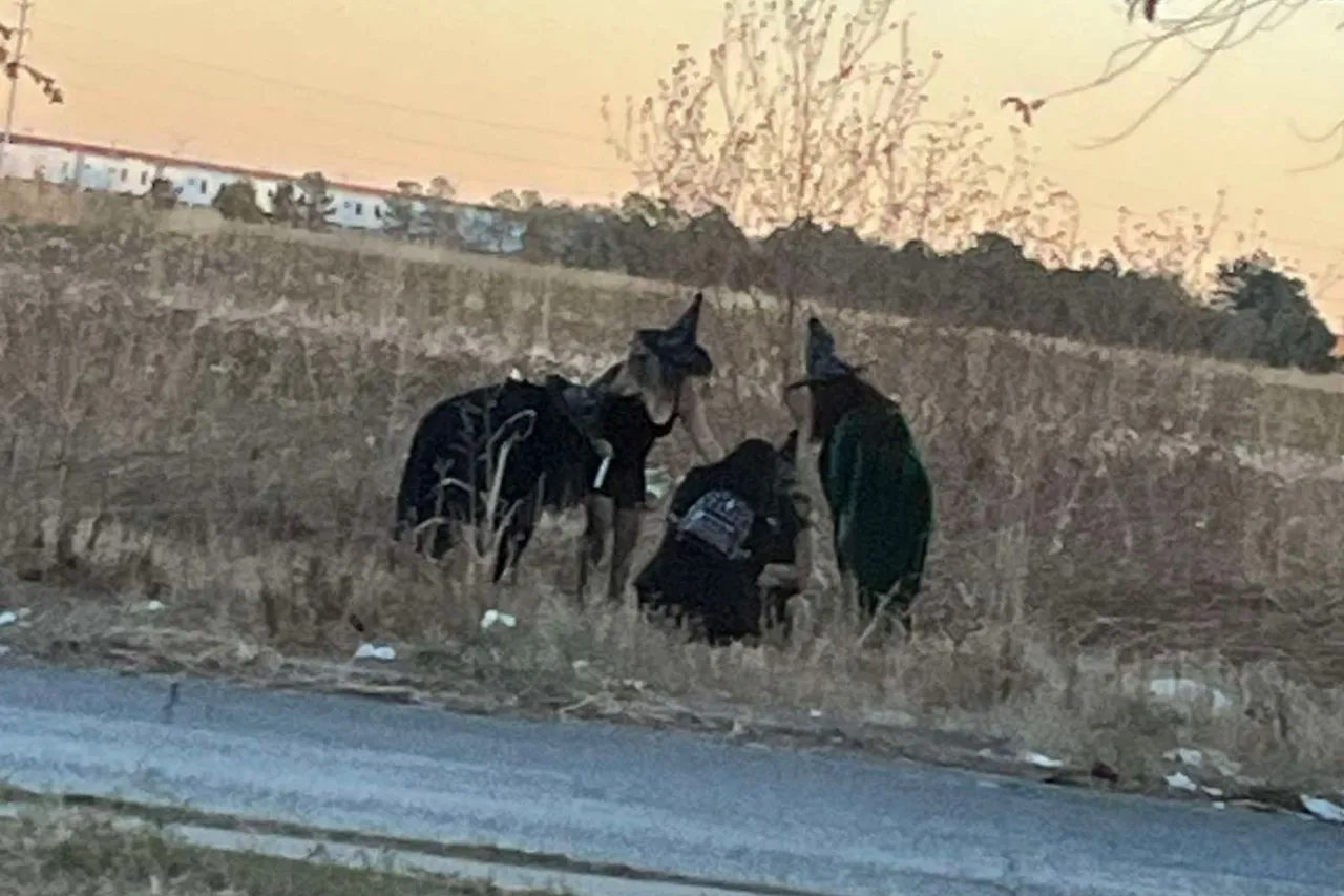 Avistan a 'brujas' cerca de panteón en Juárez