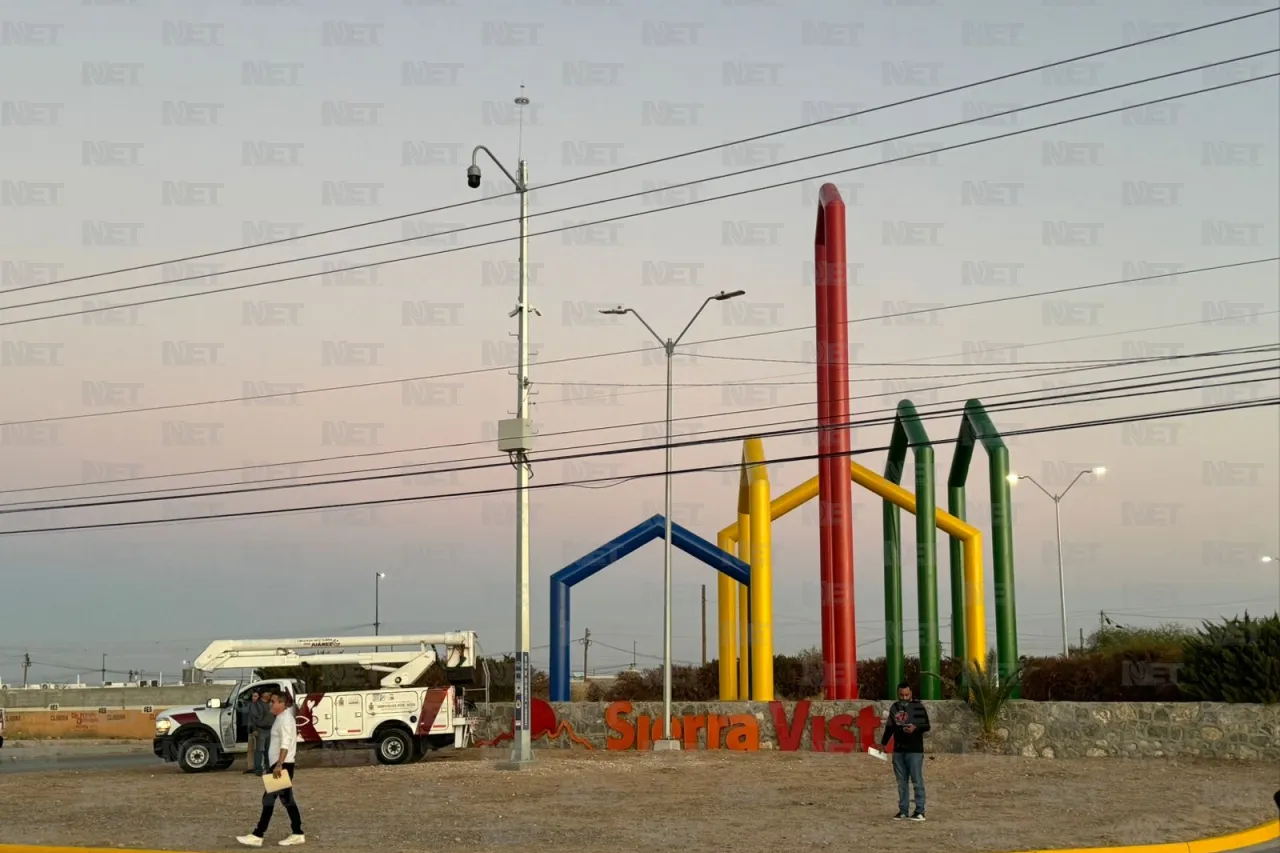 Entrega alcalde instalación de 520 luminarias en Sierra Vista