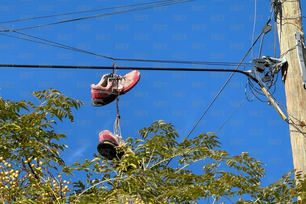 La calle de Juárez que se volvió zapatería aérea