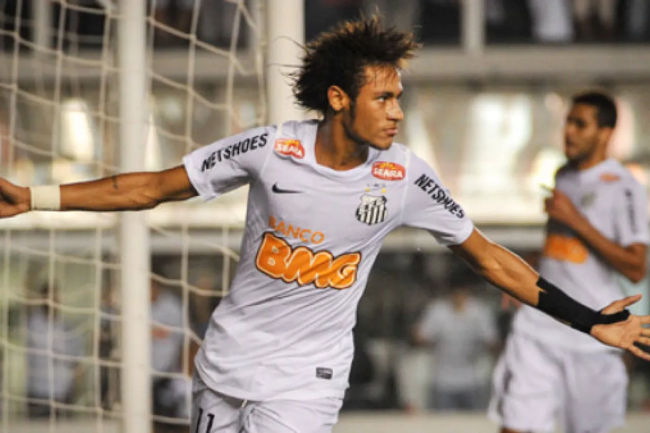 Santos vuelve a primera y sueña con el regreso de Neymar