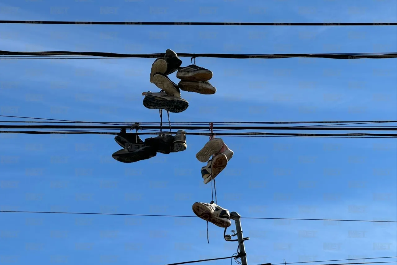 La calle de Juárez que se volvió zapatería aérea