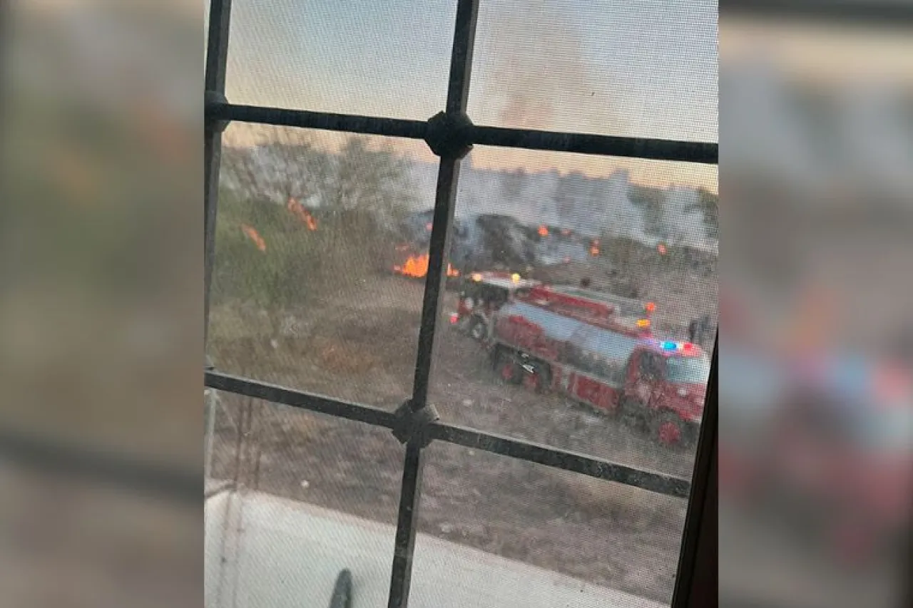 Denuncian que dueño de terreno en la Rosita provoca incendios