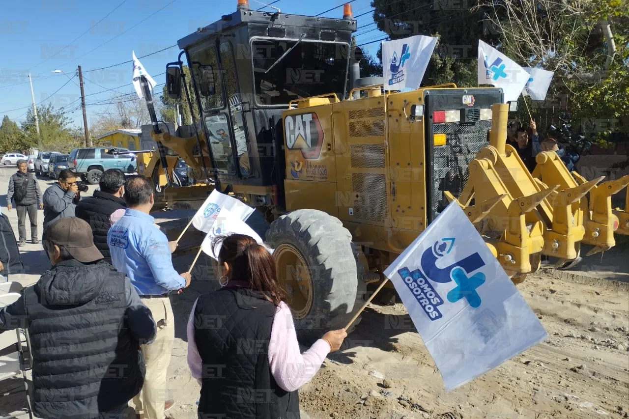 Inicia programa 'Aliados por el Agua'; emparejarán calles no pavimentadas