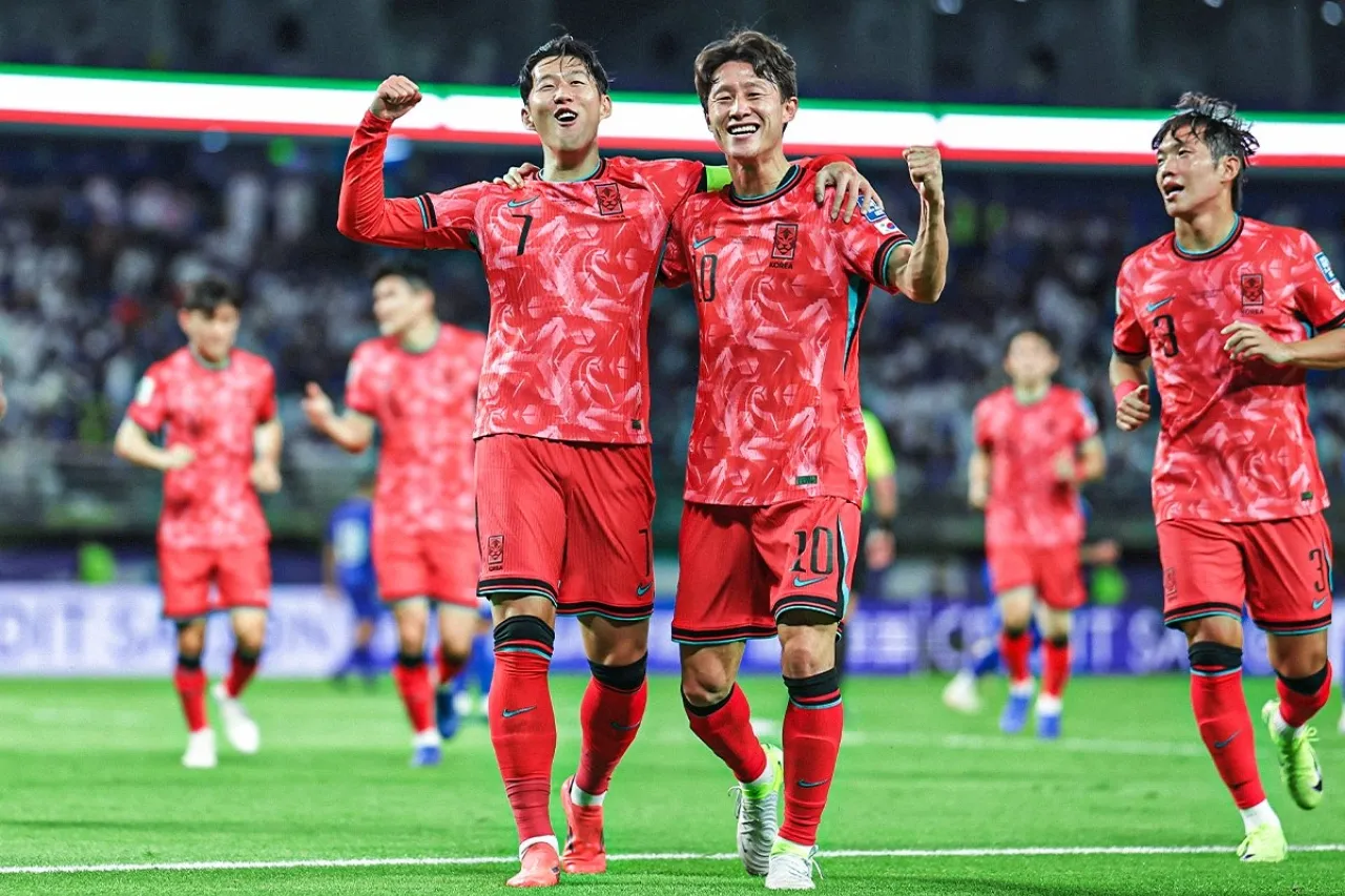 Son llega a 50 goles con una Corea del Sur que acaricia otro Mundial