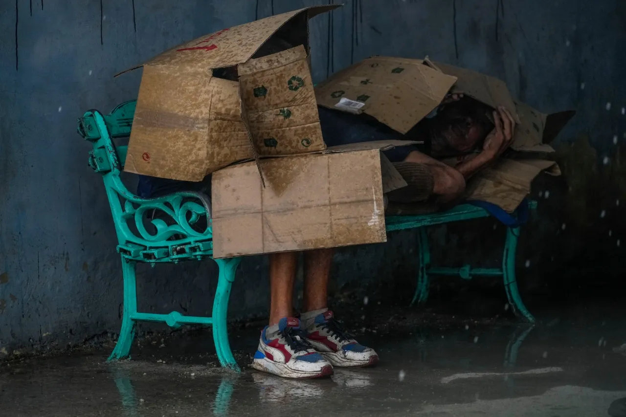 Economía cubana decrecerá debido a impacto de ciclones y crisis energética