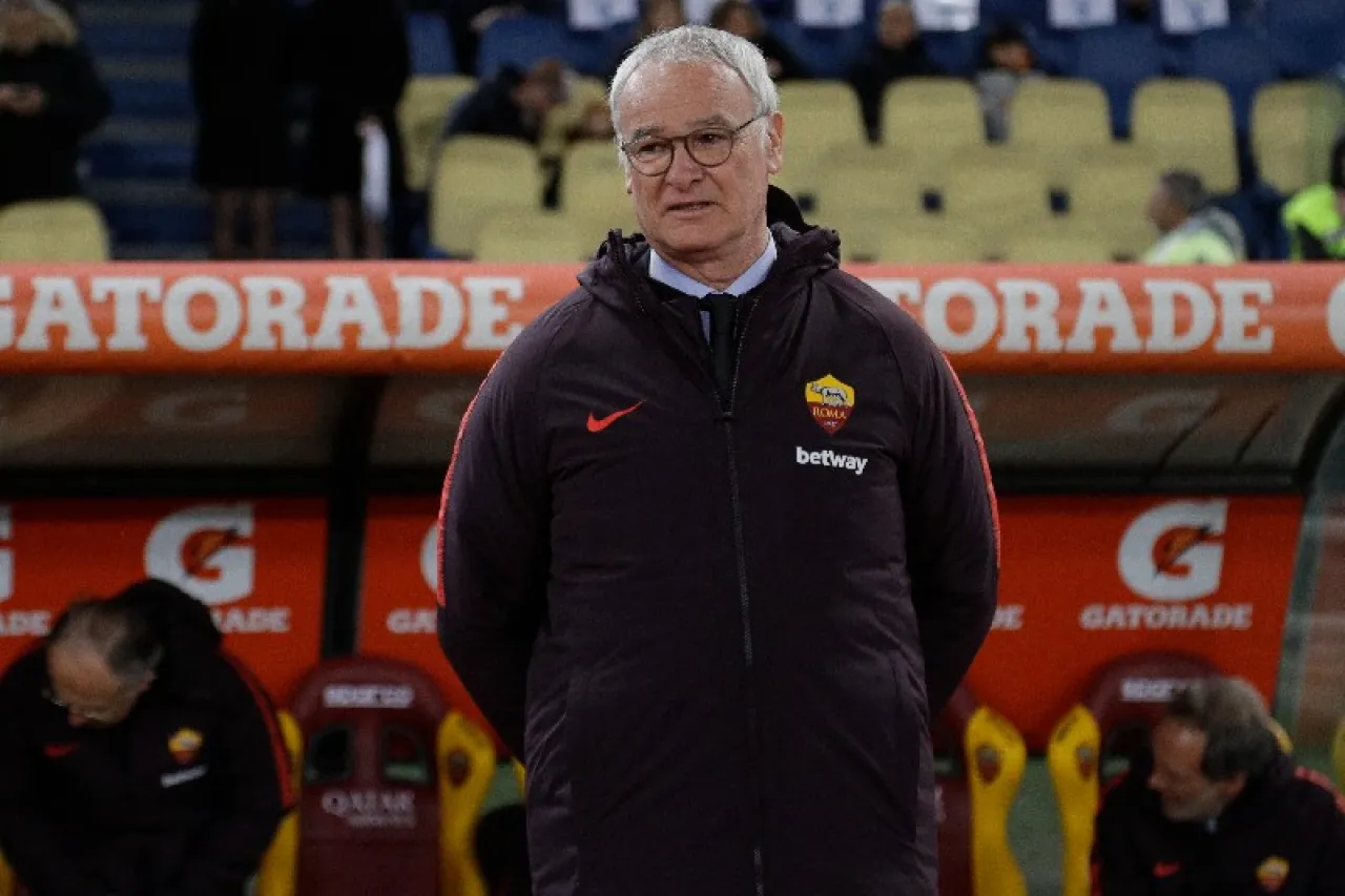 Ranieri sale del retiro para 'torear' crisis de la Roma