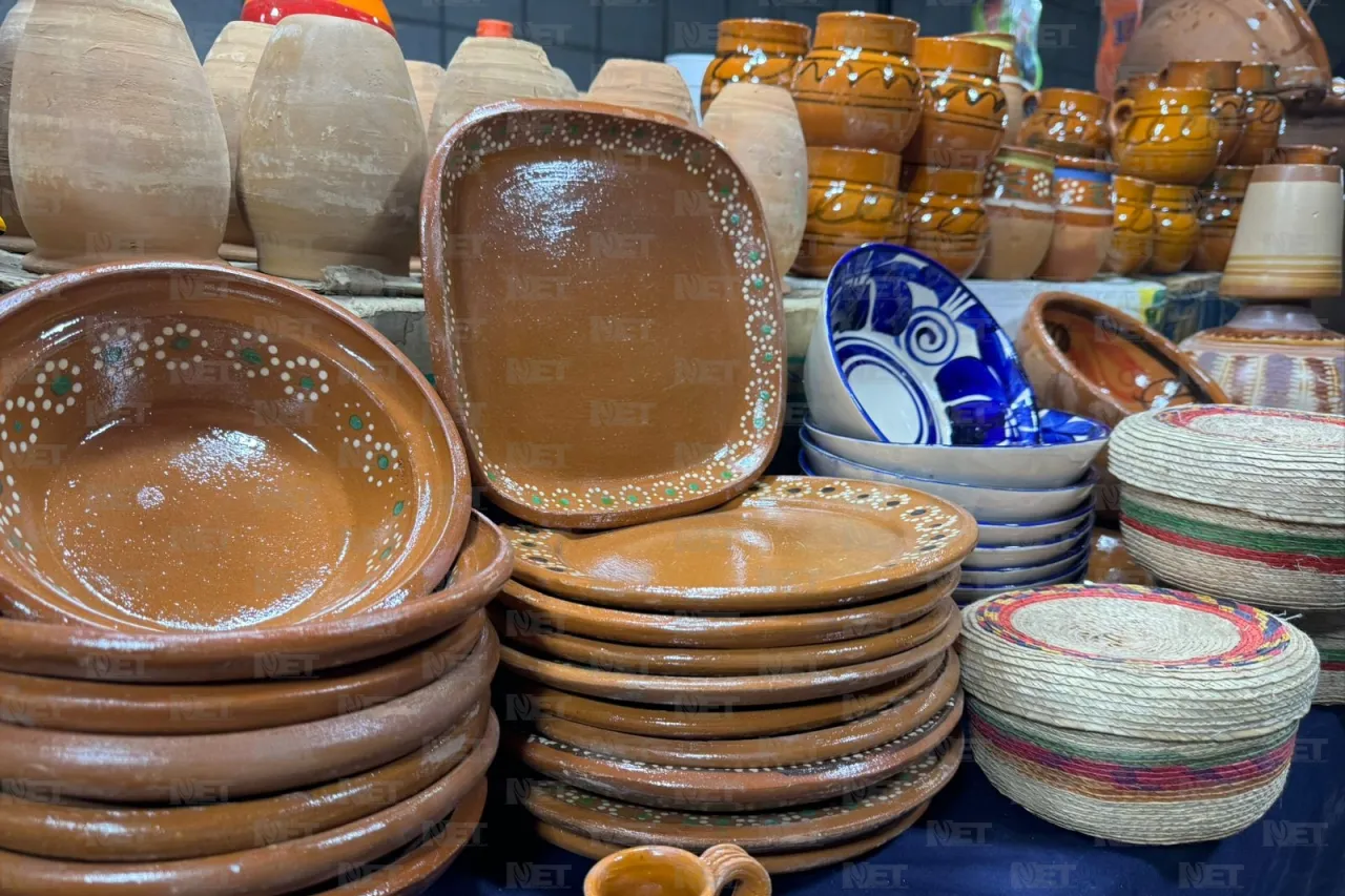 Disfrutan juarenses del primer día de la Feria del Tamal en el Parque Central