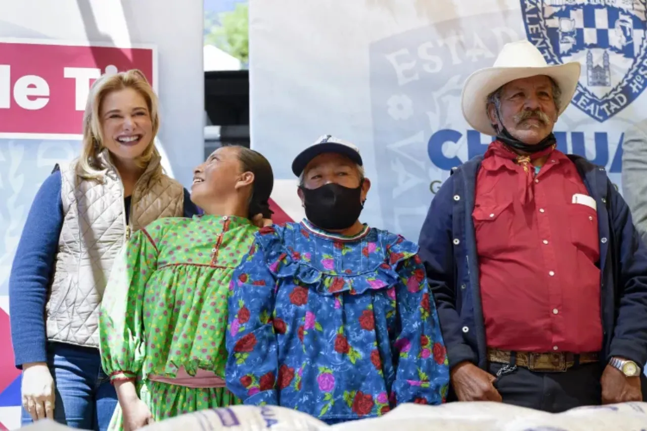 Entregan 90 toneladas de maíz y frijol a familias de la sierra en Guachochi