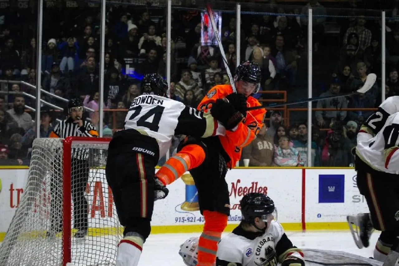 Rhinos de El Paso sacan la escoba y barren a Colorado