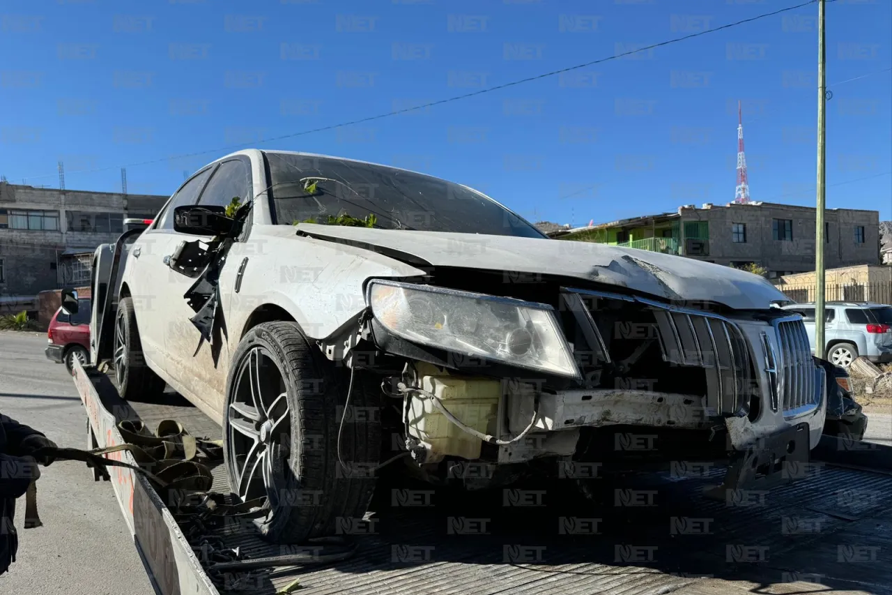 Cambia de carril sin prudencia y causa choque múltiple en la Carlos Amaya